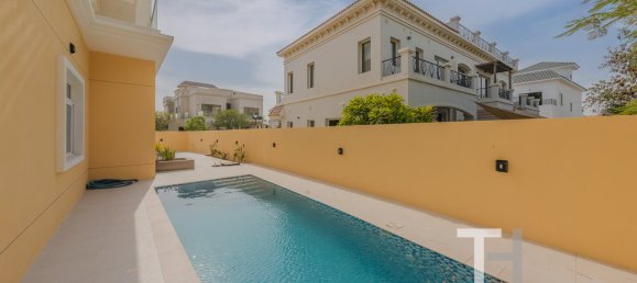 5 bedrooms Villa in The Villa, UAE No. 32197 26