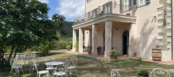 16 bedrooms Villa in Loro Ciuffenna, Italy No. 361728 6
