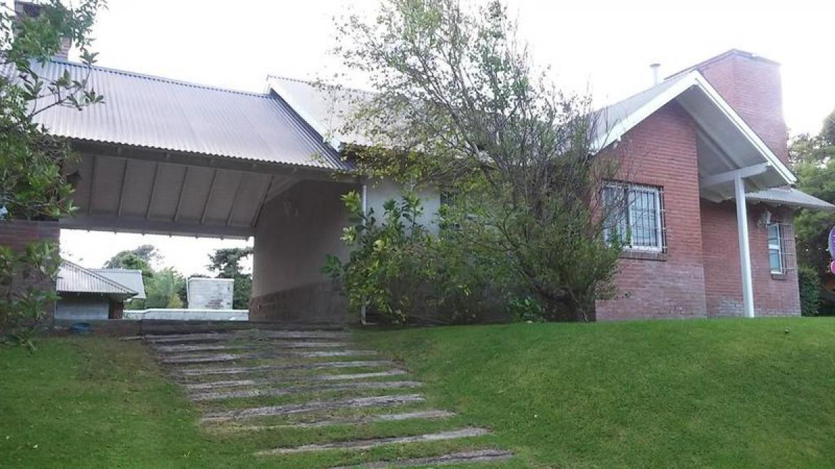 2 bedrooms House in Mar del Plata, Argentina No. 91672