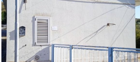 Apartamento de 5 habitaciónes en Avigliano, Italy No. 100286 2