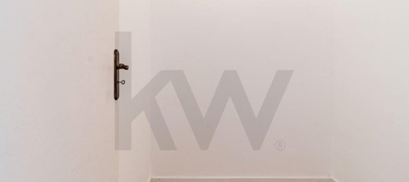 210m² Commercial property in Arrifana, Portugal No. 242462 13