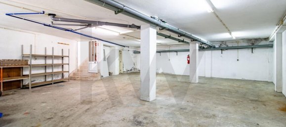 210m² Commercial property in Arrifana, Portugal No. 242462 18