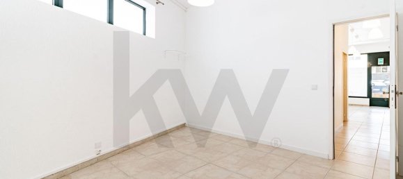 210m² Commercial property in Arrifana, Portugal No. 242462 15