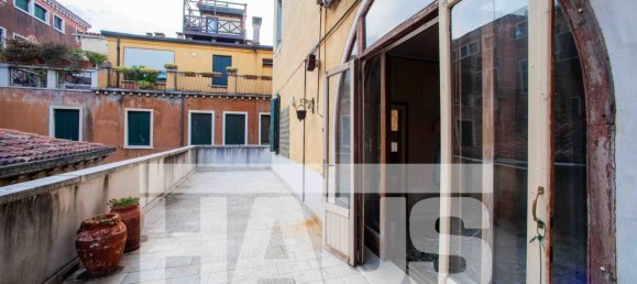 5 bedrooms Apartment in Venice, Italy No. 330962 23