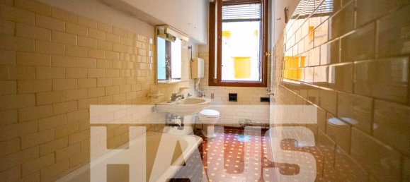 5 bedrooms Apartment in Venice, Italy No. 330962 17