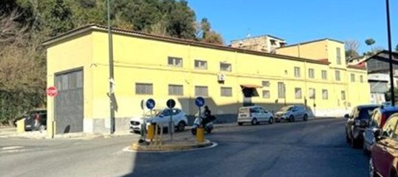 4 rooms Apartment in Naples, Italy No. 136638 3