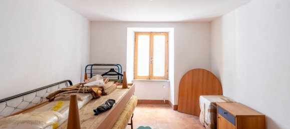 6 bedrooms House in Poli, Italy No. 348236 2