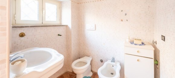 6 bedrooms House in Poli, Italy No. 348236 37