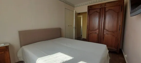 5 Schlafzimmer Haus in Mallemort, France, Nr. 339525 11