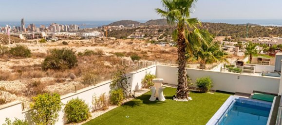 4 Schlafzimmer Haus in Alicante, Spain, Nr. 91938 25