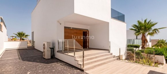 4 Schlafzimmer Haus in Alicante, Spain, Nr. 91938 32