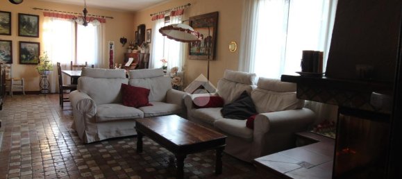 6 rooms Villa in Borgo Ticino, Italy No. 167538 5