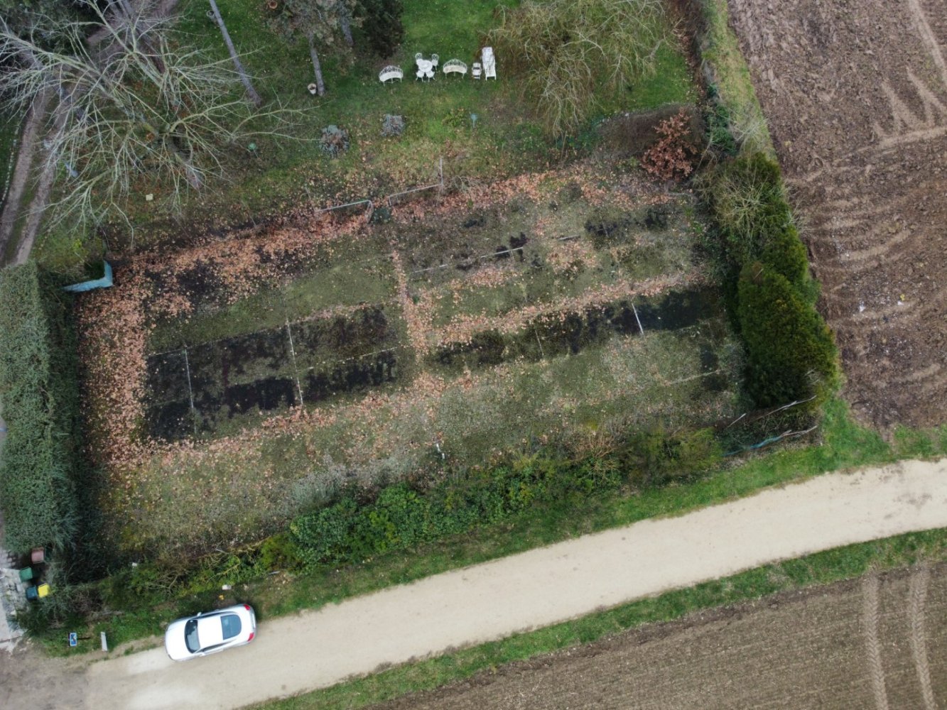 400m² Land in Jouars-Pontchartrain, France No. 149719