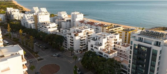 Studio in Quarteira, Portugal No. 12946 12