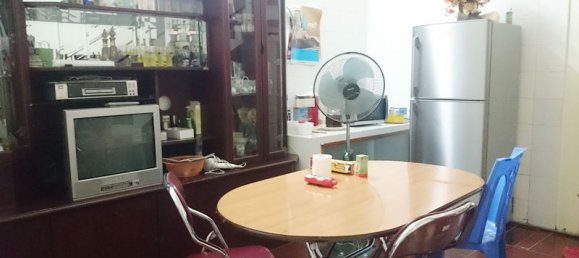 Casa de 3 dormitorios en Ba Dinh, Vietnam No. 3889 4