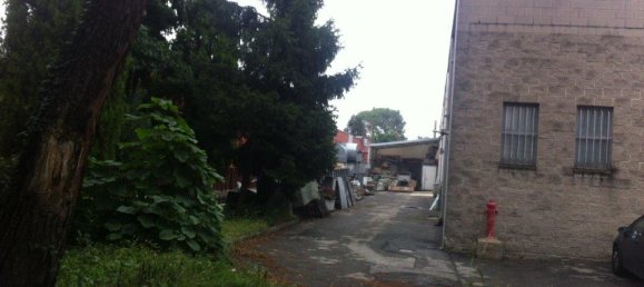 700m² Warehouse in Gorgonzola, Italy No. 133458 2