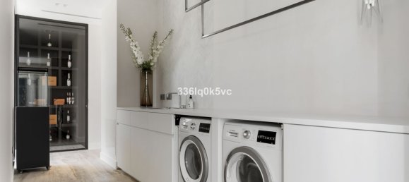 7 bedrooms Villa in Malaga, Spain No. 139615 18