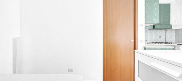 Studio in Milan, Italy No. 317148 10