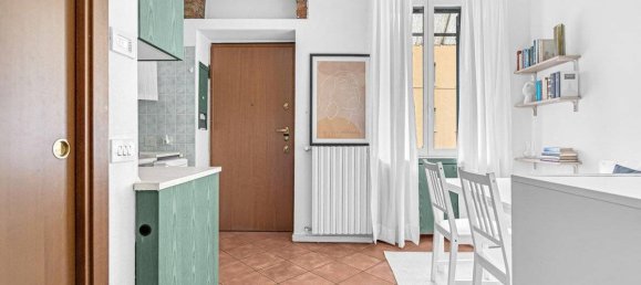 Studio in Milan, Italy No. 317148 4