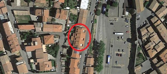 540m² Commercial property in Tuscania, Italy No. 374128 2