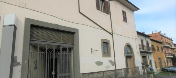 540m² Commercial property in Tuscania, Italy No. 374128 22