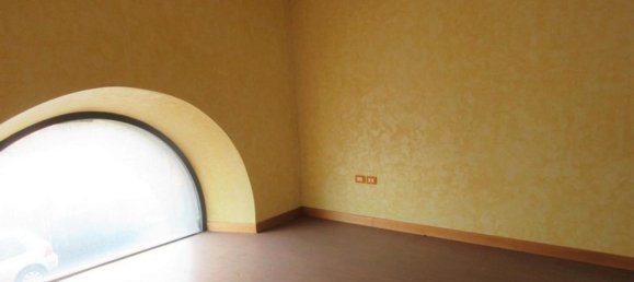 540m² Commercial property in Tuscania, Italy No. 374128 17