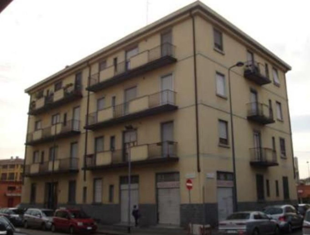 2غرفة شقة في Milan, Italy رقم 247330