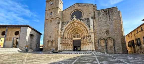 7 غرف نوم منزل في Castello d'Empuries, Spain رقم 84001 28