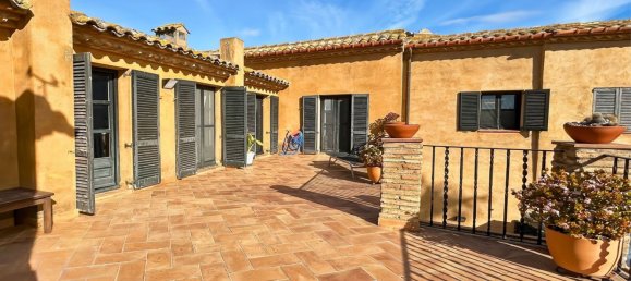 7 غرف نوم منزل في Castello d'Empuries, Spain رقم 84001 13