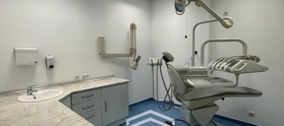 Коммерческая недвижимость 160м² в Фару, Португалия № 77718 9