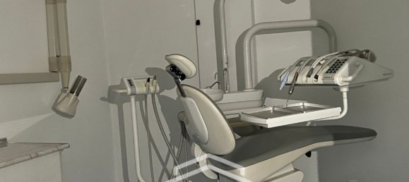 Коммерческая недвижимость 160м² в Фару, Португалия № 77718 5