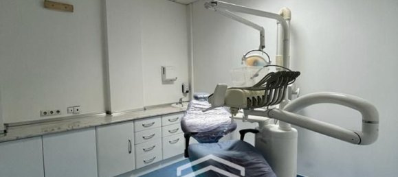 Коммерческая недвижимость 160м² в Фару, Португалия № 77718 3