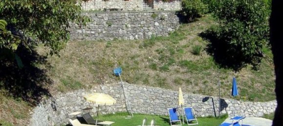 10 bedrooms House in Molazzana, Italy No. 697 2