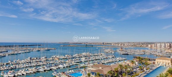 3 Schlafzimmer Wohnung in Torrevieja, Spain, Nr. 100170 38