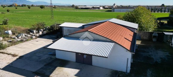 1 room Garage in Sandrigo, Italy No. 109483 5