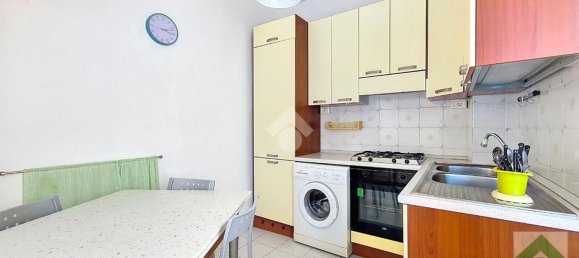 Дом с 5 комнатами в Арцакена, Италия № 274956 8