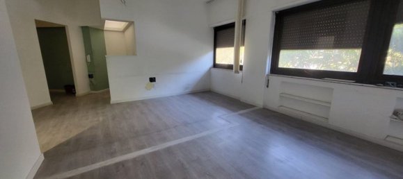 4 rooms Apartment in Palermo, Italy No. 290987 7
