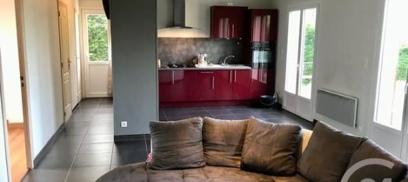 2 bedrooms House in Sancoins, France No. 250029 5