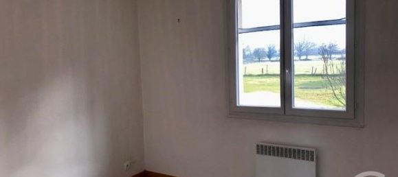 2 bedrooms House in Sancoins, France No. 250029 17