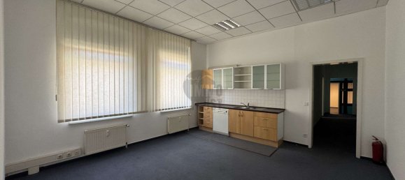 Здание с 5 спальнями в Зальцведель, Германия № 164002 20