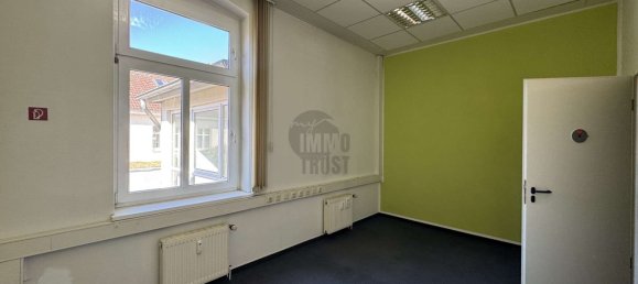 Здание с 5 спальнями в Зальцведель, Германия № 164002 16