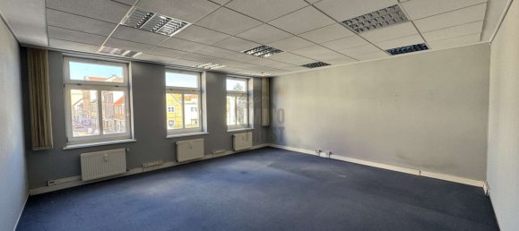 Здание с 5 спальнями в Зальцведель, Германия № 164002 13