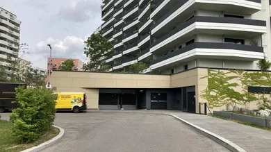 Парковка в Фафоритен, Австрия № 132903