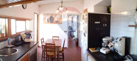 Apartamento de 4 dormitorios en Naples, Italy No. 377389 2