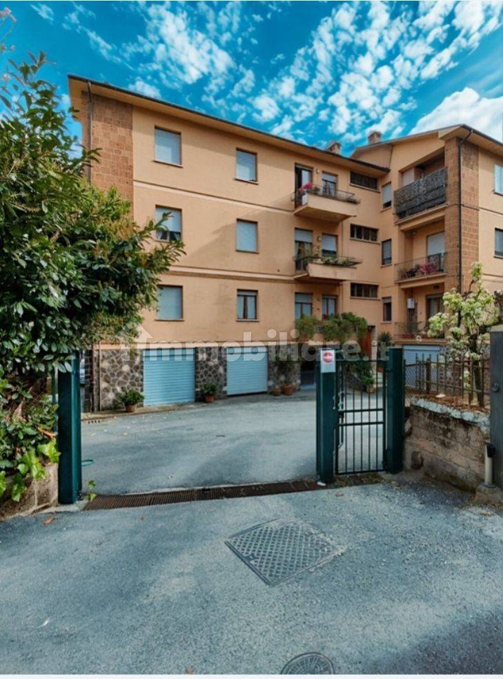 4 غرف نوم شقة في Orvieto, Italy رقم 351695