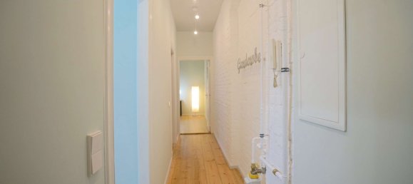 Apartamento de 1 dormitorio en Neukolln, Germany No. 341827 4