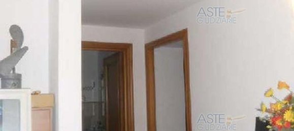 Дом с 9 спальнями в Рим, Италия № 337124 12