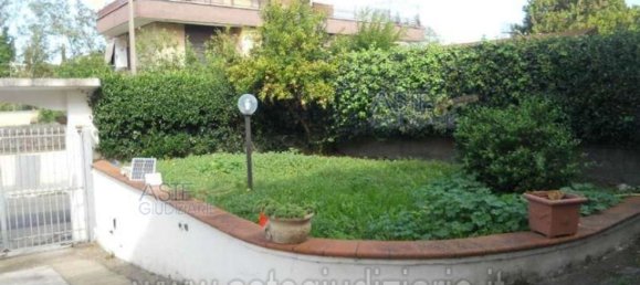 Дом с 9 спальнями в Рим, Италия № 337124 4