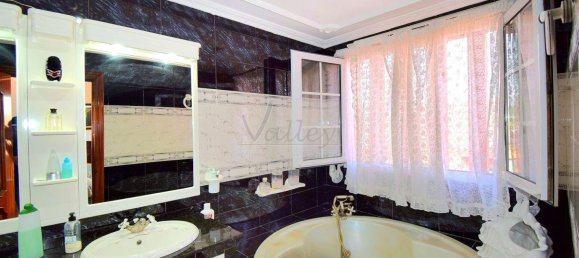 7 bedrooms House in Cadiz, Spain No. 154603 31