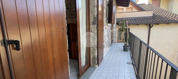 Квартира с 3 комнатами в Эзине, Италия № 69902 10